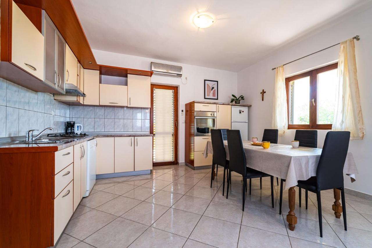 Apartment Marija Novigrad  Esterno foto