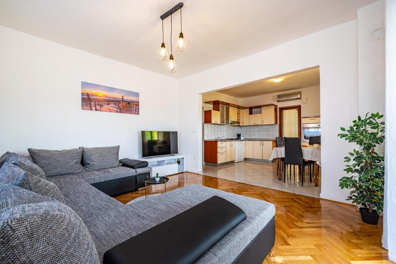 Apartment Marija Novigrad  Esterno foto