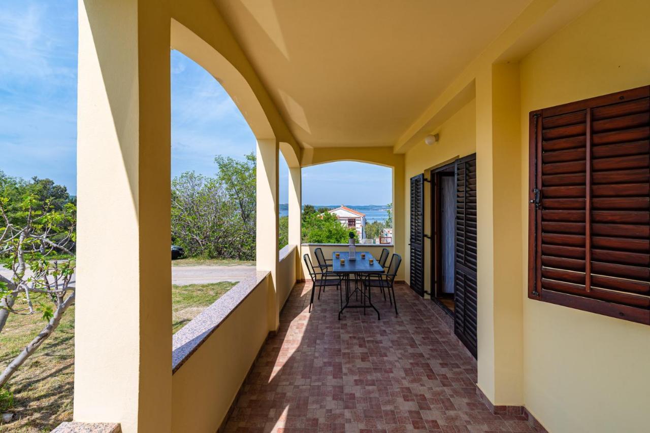 Apartment Marija Novigrad  Esterno foto