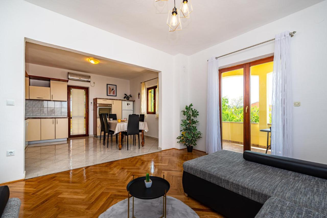 Apartment Marija Novigrad  Esterno foto