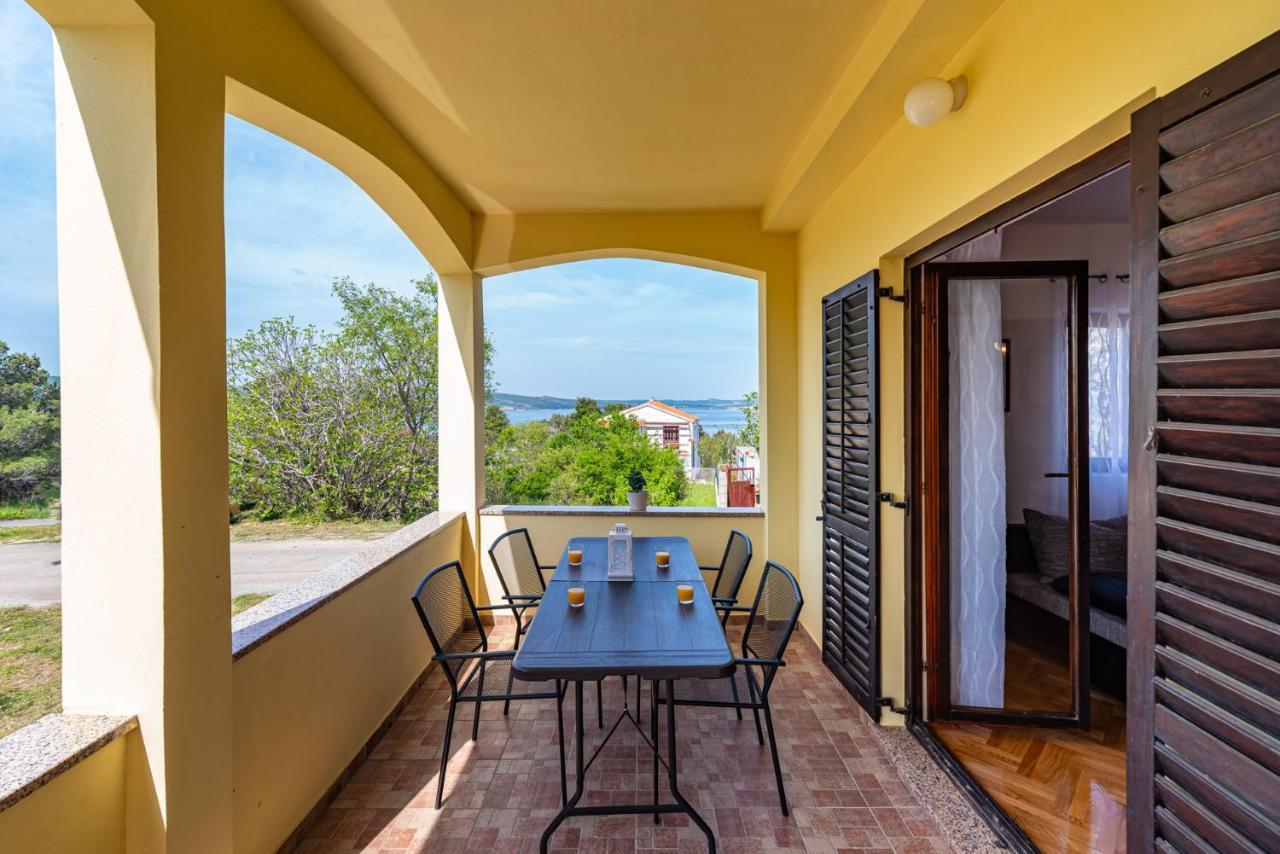 Apartment Marija Novigrad  Esterno foto