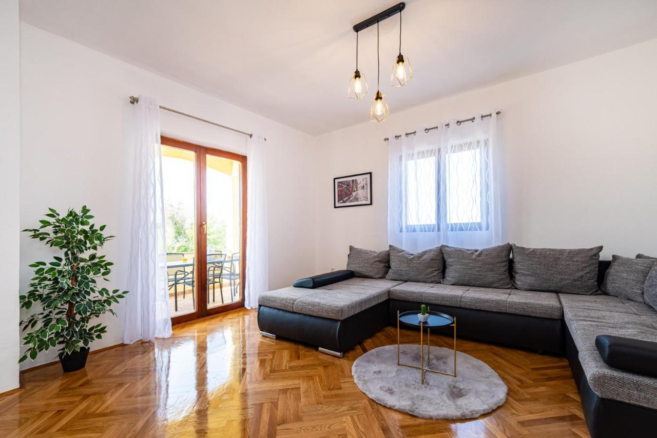 Apartment Marija Novigrad  Esterno foto