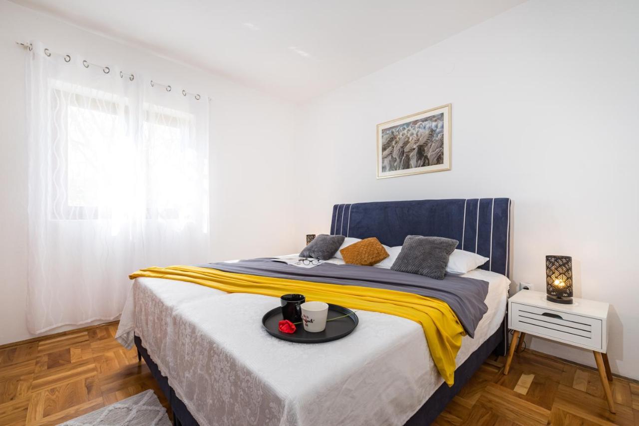 Apartment Marija Novigrad  Esterno foto