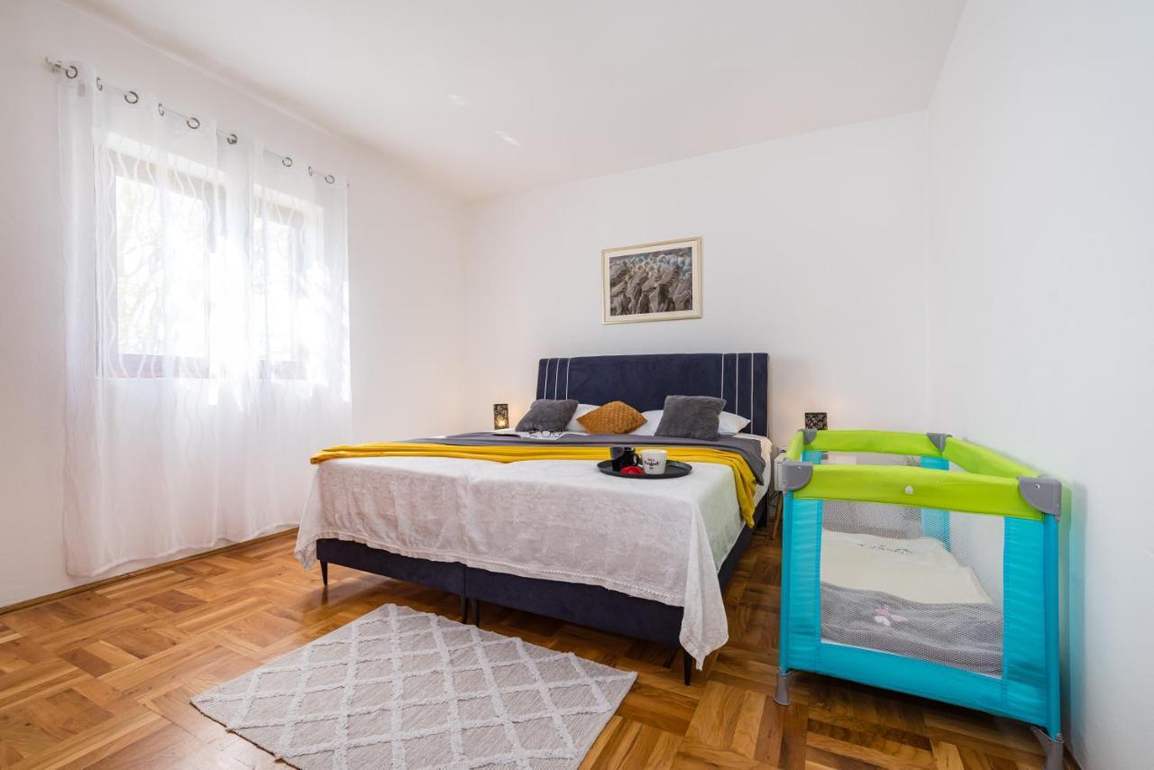 Apartment Marija Novigrad  Esterno foto